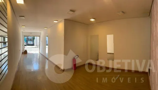 Ponto Comercial para alugar, 70m² no Centro, Uberlândia