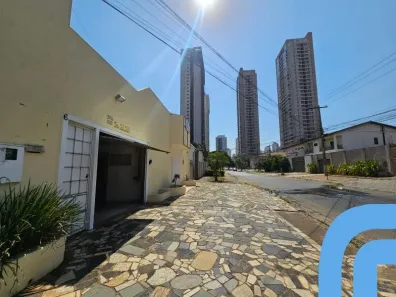 Casa com 4 Quartos à venda, 362m² no Jardim América, Goiânia