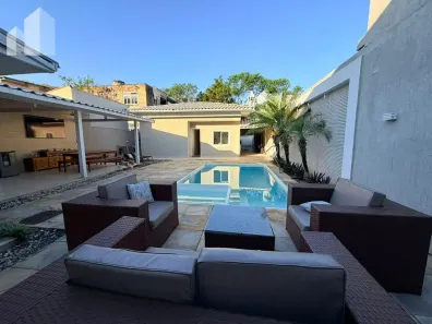 Casa com 3 Quartos à venda, 210m² no Centro, Mesquita