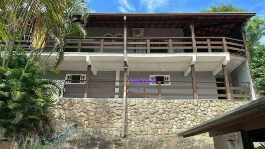Casa com 3 Quartos à venda, 650m² no Itaipu, Niterói