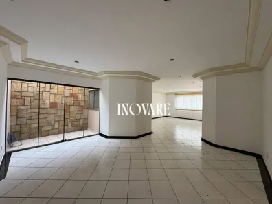 Casa com 4 Quartos para alugar, 230m² no Jardim Karaíba, Uberlândia