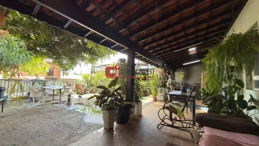 Casa com 4 Quartos à venda, 208m² no Parque Florianópolis, Jaguariúna