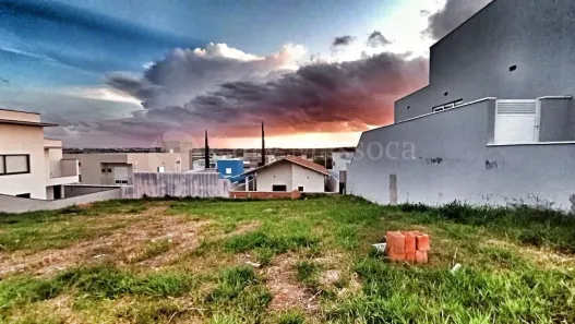 Lote/Terreno à venda, 330m² no Residencial Lagos D'Icaraí, Salto