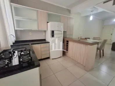 Sobrado com 2 Quartos para alugar, 70m² no Itacolomi, Balneário Piçarras