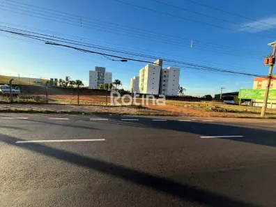 Lote/Terreno para alugar, 3956m² no Centro, Uberlândia