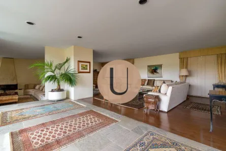 Casa com 4 Quartos para alugar, 900m² no Pacaembu, São Paulo