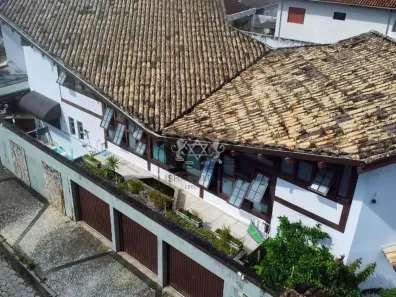 Sobrado com 3 Quartos à venda, 33m² no Jardim Primavera, Caraguatatuba