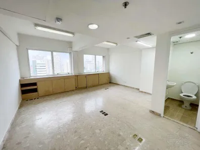 Sala Comercial à venda, 28m² no Liberdade, São Paulo