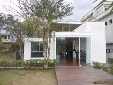 Sobrado com 3 Quartos à venda, 250m² no Parque Residencial Itapeti, Mogi das Cruzes