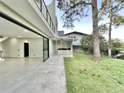 Casa com 3 Quartos à venda, 237m² no Pinus Park, Cotia