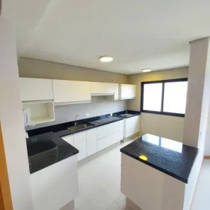 Apartamento com 2 Quartos para alugar, 60m² no Guaíra, Curitiba