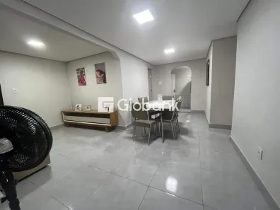 Casa com 3 Quartos à venda, 100m² no Conjunto Residencial JK, Montes Claros