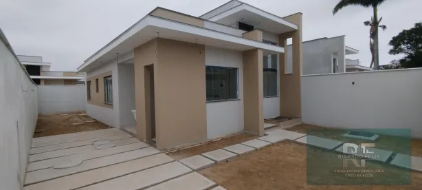 Casa com 3 Quartos à venda, 75m² no Extensão do Bosque, Rio das Ostras