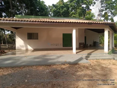 Fazenda/Sítio com 3 Quartos à venda, 245m² no Jardim Vitória, Cuiabá