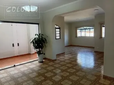 Sobrado com 4 Quartos para alugar, 262m² no Jardim, Santo André