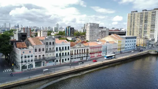 Prédio Comercial com 4 Quartos para venda ou aluguel, 472m² no Boa Vista, Recife