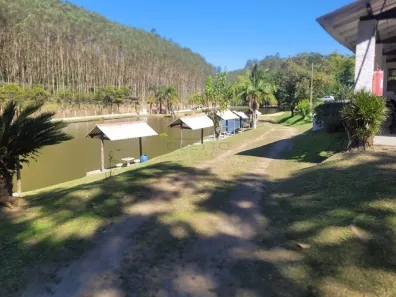 Fazenda/Sítio com 7 Quartos à venda, 27000m² no , Biritiba Mirim