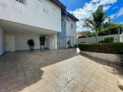 Casa com 4 Quartos à venda, 232m² no Jardim das Américas, Cuiabá