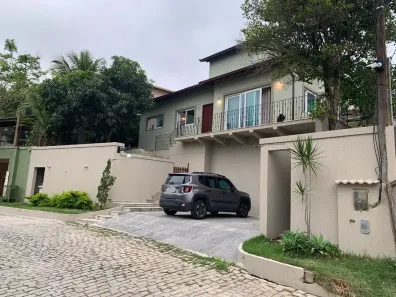 Casa de Condomínio com 4 Quartos à venda, 240m² no Badu, Niterói