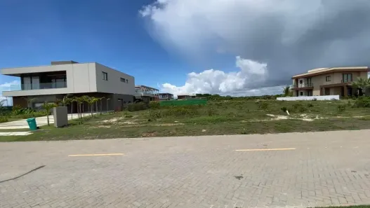 Lote/Terreno à venda, 750m² no Barra do Jacuípe, Camaçari