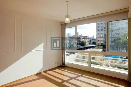 Apartamento com 3 Quartos para alugar, 94m² no Jardim Botânico, Porto Alegre