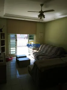 Casa com 7 Quartos à venda, 262m² no Jardim Jussara, São Paulo