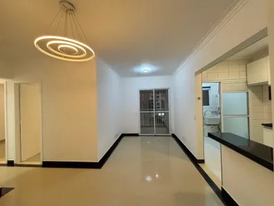 Apartamento com 3 Quartos para alugar, 74m² no Jardim Tupanci, Barueri
