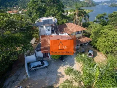 Casa com 9 Quartos à venda, 1500m² no Piratininga, Niterói