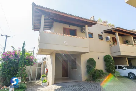 Casa de Condomínio com 2 Quartos à venda, 132m² no Guarujá, Porto Alegre