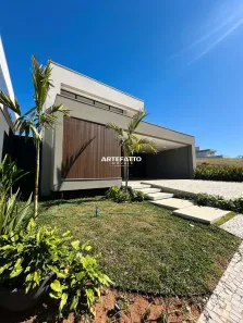 Casa com 3 Quartos à venda, 215m² no Parque Universitário, Franca