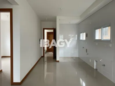 Apartamento com 2 Quartos para alugar, 59m² no Carianos, Florianópolis
