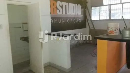 Prédio Comercial à venda, 1000m² no Humaitá, Rio de Janeiro