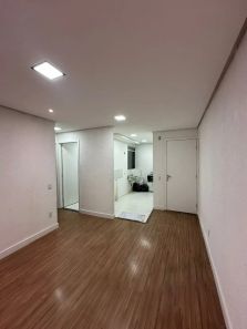Apartamento com 2 Quartos à venda, 42m² no Mário Quintana, Porto Alegre
