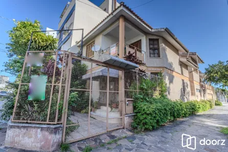 Casa com 9 Quartos à venda, 281m² no Santana, Porto Alegre