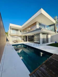 Casa com 3 Quartos à venda, 600m² no Parque dos Príncipes, São Paulo