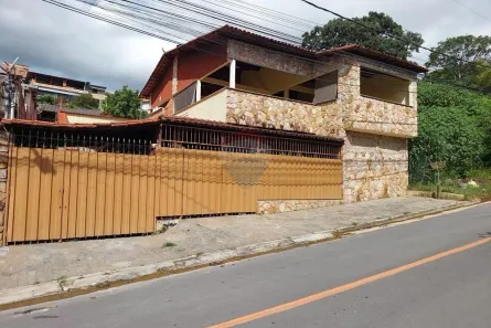 Casa com 6 Quartos à venda, 306m² no Jardim Vitória, Belo Horizonte