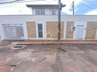 Sobrado com 5 Quartos à venda, 266m² no Mata do Jacinto, Campo Grande