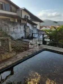 Casa com 2 Quartos à venda, 180m² no Itaipu, Niterói