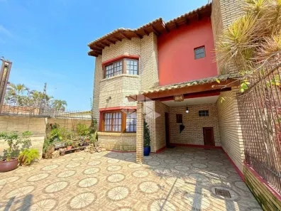 Casa com 3 Quartos à venda, 156m² no Guarujá, Porto Alegre