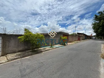 Casa com 2 Quartos à venda, 392m² no Morada da Serra, Ibirité