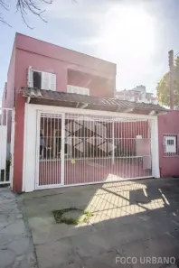 Casa com 3 Quartos à venda, 200m² no Camaquã, Porto Alegre