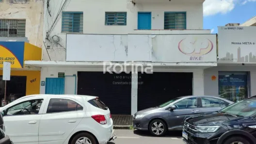 Ponto Comercial para alugar, 300m² no Nossa Senhora Aparecida, Uberlândia