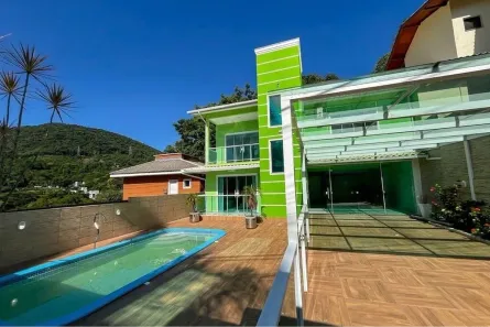 Casa com 4 Quartos à venda, 221m² no Itacorubi, Florianópolis