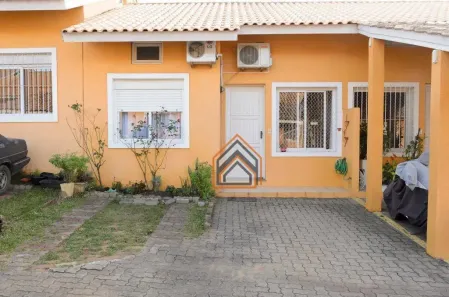Casa com 2 Quartos à venda, 46m² no Jardim Leopoldina, Porto Alegre