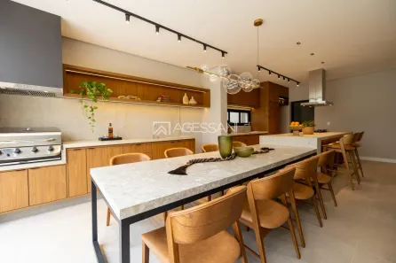Casa de Condomínio com 4 Quartos à venda, 300m² no Villa Piemonte II, Franca