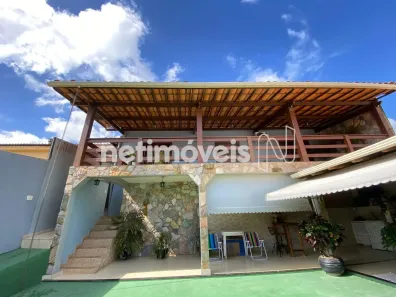 Casa com 2 Quartos à venda, 180m² no Céu Azul, Belo Horizonte