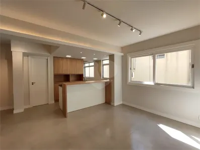Apartamento com 2 Quartos à venda, 67m² no Petrópolis, Porto Alegre