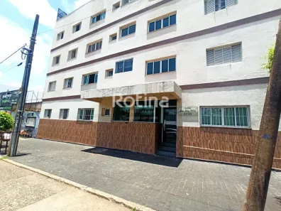 Apartamento com 3 Quartos para alugar, 96m² no Cazeca, Uberlândia