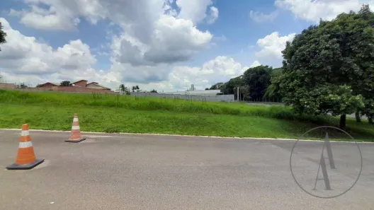 Lote/Terreno à venda, 1216m² no Jardim Novo Mundo, Sorocaba