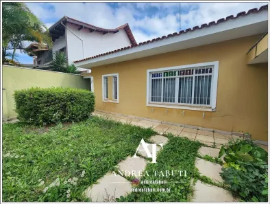 Casa com 3 Quartos à venda, 168m² no Cidade São Francisco, São Paulo